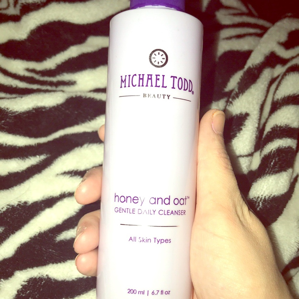 Michael Todd beauty honey and oat facial cleanser